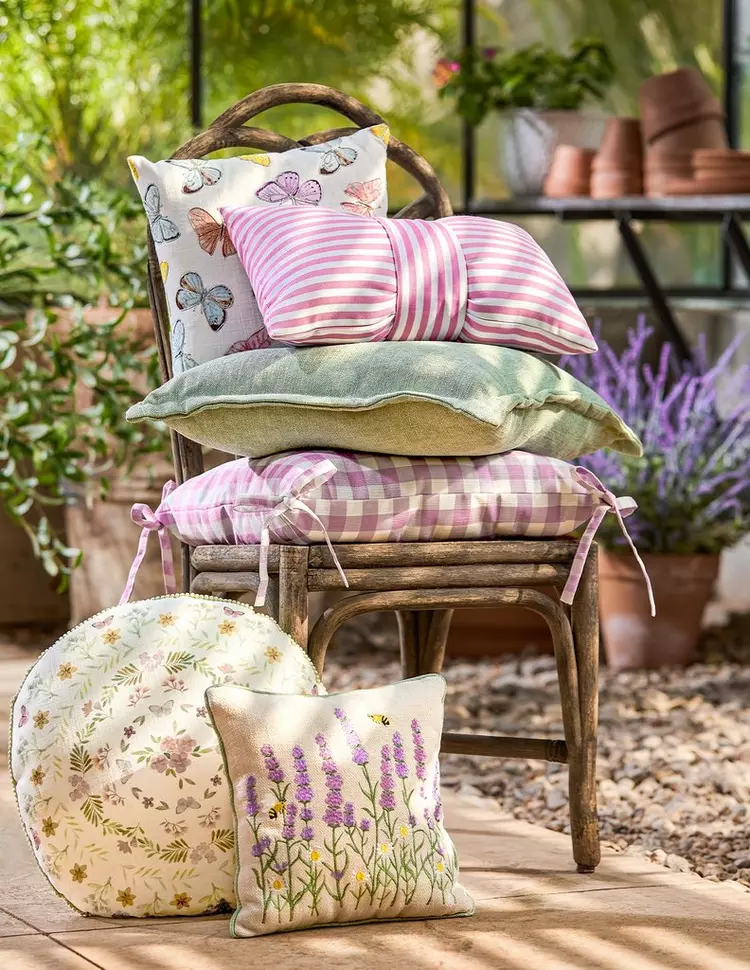 Spring Throw Pillows